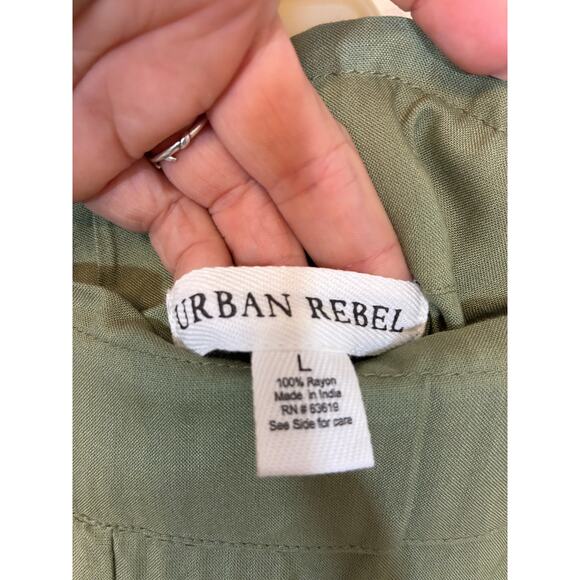 NWT Urban Rebel Front Tie High Waist Pant Women’s L Sage Green Minimalist Preppy - Picture 4 of 5